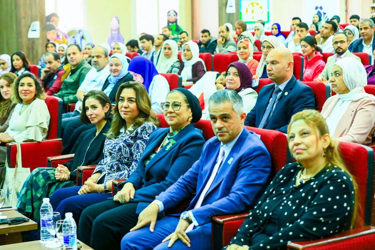 وزيرة التنمية المحلية تطلق النسخة الثالثة من برنامج قادة المناخ