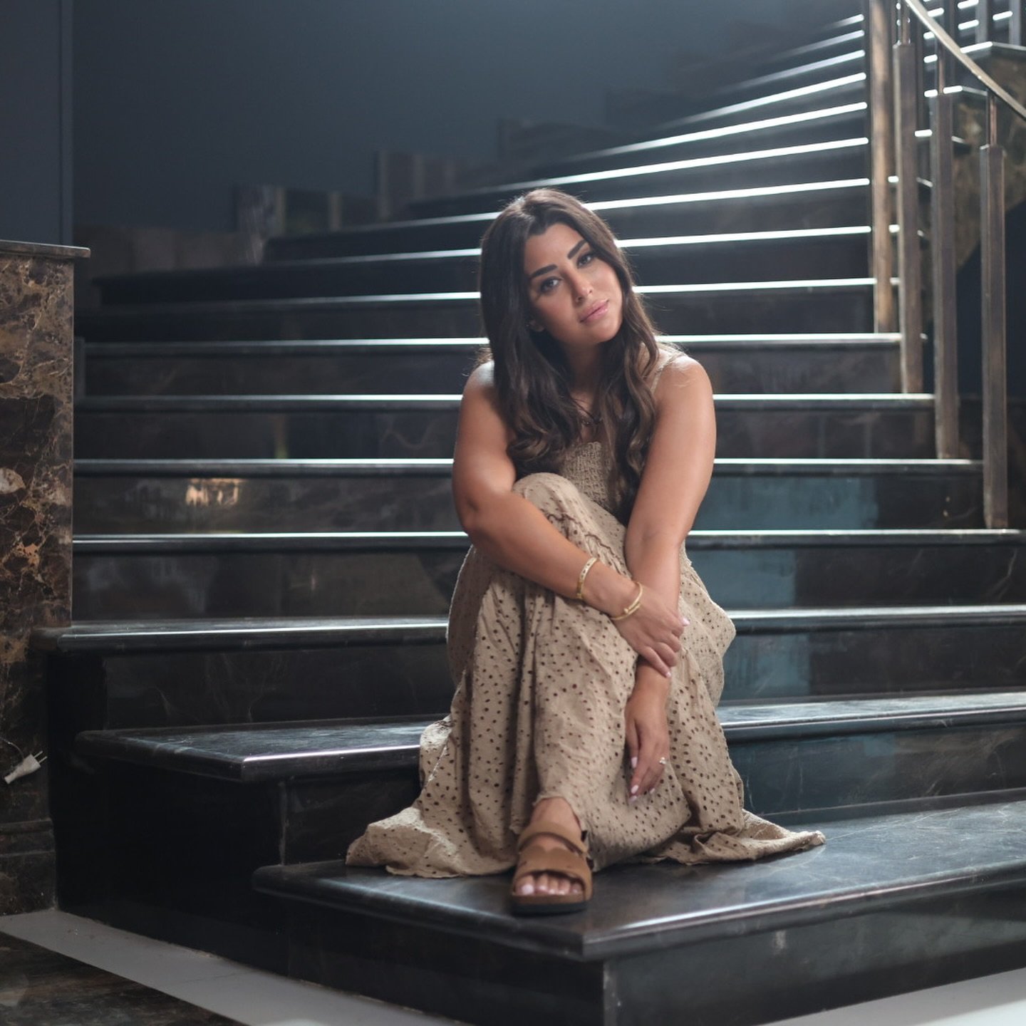 أيتن عامر تنتهي من مشاهدها بمسلسل كلهم بيحبوا مودي داخل مصر ويتبقى 3 أيام بالإمارات