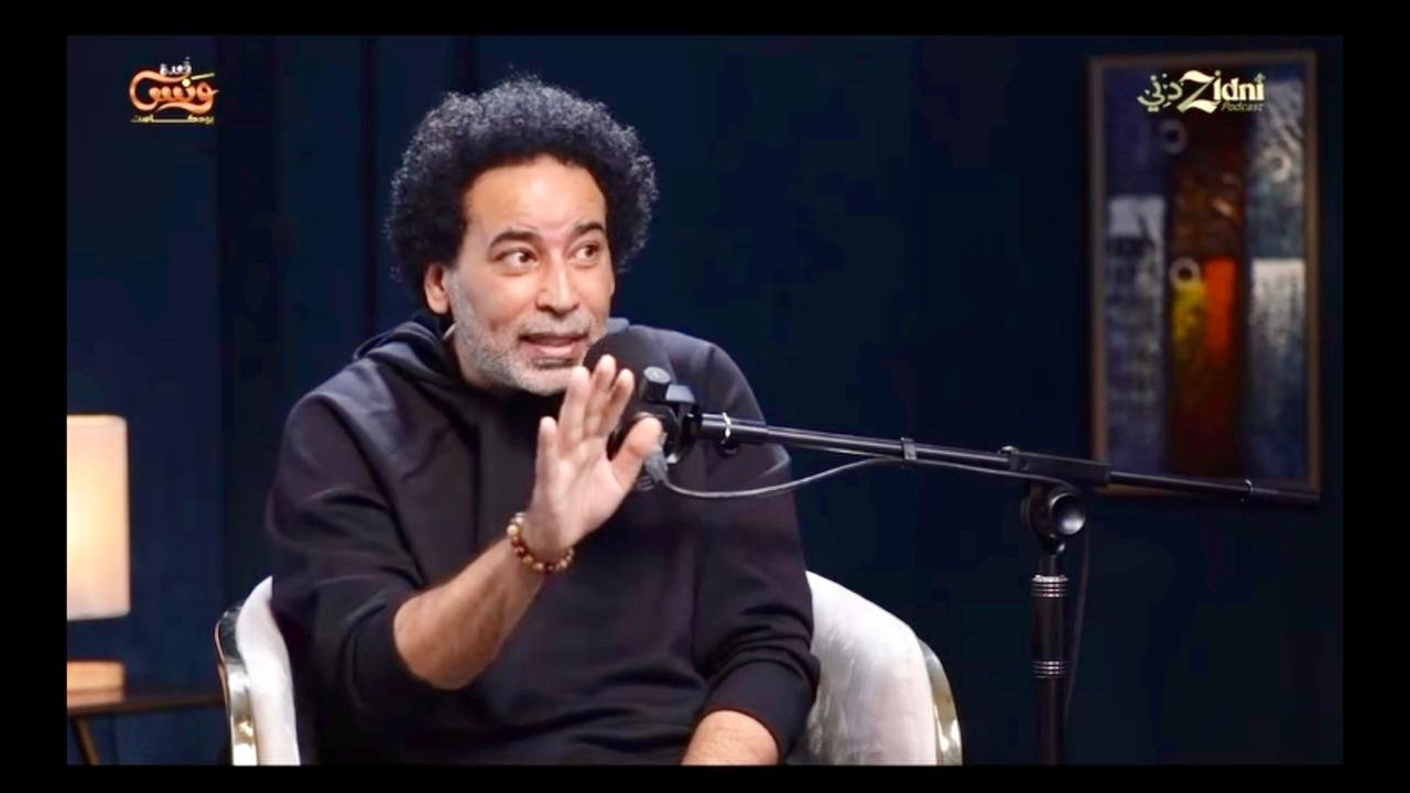 مصطفى شوقي يكشف كواليس "مجاريح" في "قعدة ونس": حكايات من القلب وصندوق أسرار الفن