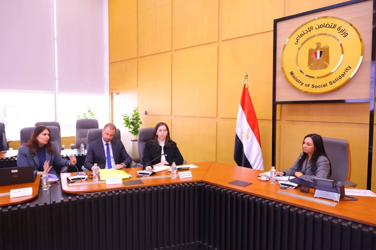 وزيرة التضامن تلتقي وفد المتابعة الدورية النصف السنوية لبعثة البنك الدولي