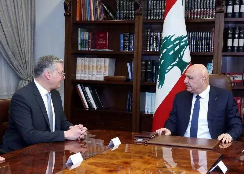 الرئيس اللبناني يستقبل وزير البترول والثروة المعدنية والوفد المرافق