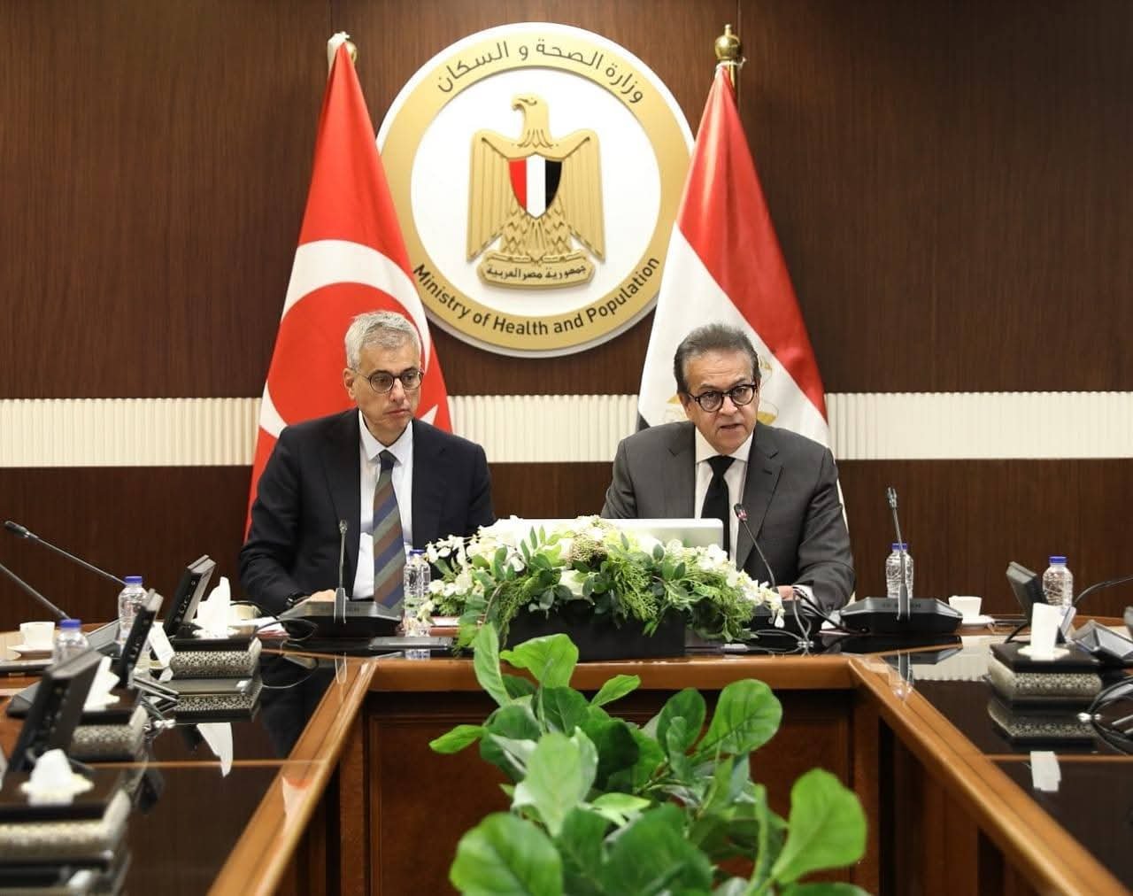 نائب رئيس مجلس الوزراء وزير الصحة يعقد اجتماعًا موسعًا مع وزير الصحة التركي 1 نائب رئيس مجلس الوزراء وزير الصحة يعقد اجتماعًا موسعًا مع وزير الصحة التركي