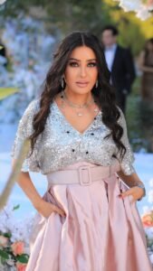 حقيقة زواج الفنانة لطيفة.. بسنت يوسف تكشف لـ عمرو أديب 