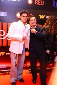 أبطال مسلسل "ميد تيرم" يحتفلون بالنجاح الذي حققه العمل بعد عرضه الأيام الماضية 3 أبطال مسلسل "ميد تيرم" يحتفلون بالنجاح الذي حققه العمل بعد عرضه الأيام الماضية