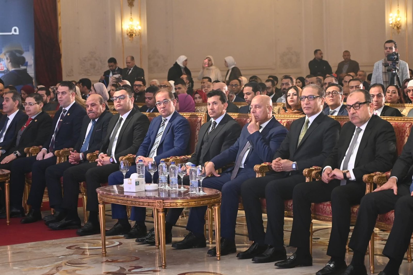 وزير الشباب والرياضة يشهد افتتاح مؤتمر أخبار اليوم الاقتصادي الثاني عشر تحت شعار «شباب الجمهورية الجديدة.. صناعة.. استثمار.. تصدير»