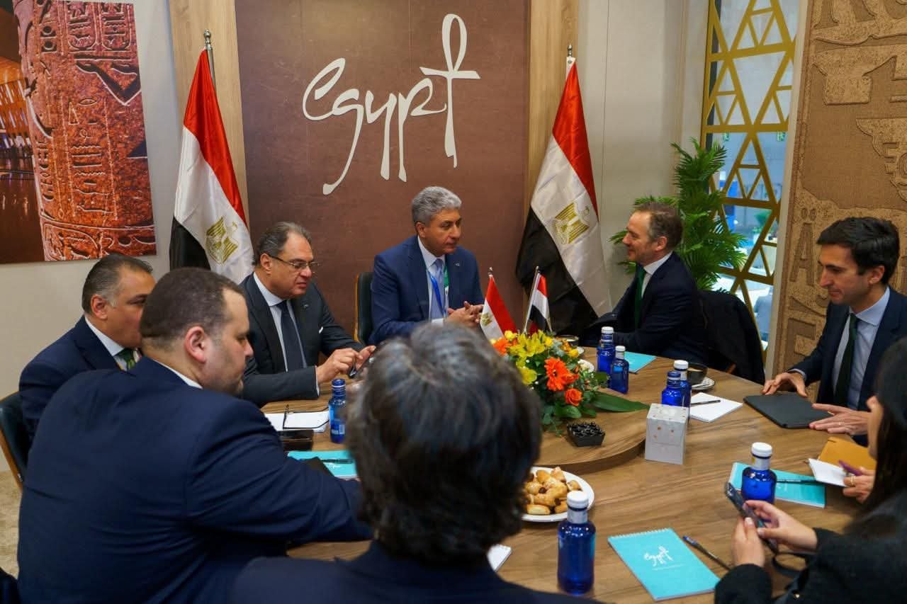  وزير السياحة يستهل لقاءاته المهنية بإسبانيا بلقاءات مع عدد من منظمي الرحلات الإسبان لبحث سبل دفع مزيد من الحركة السياحية الوافدة إلى مصر 