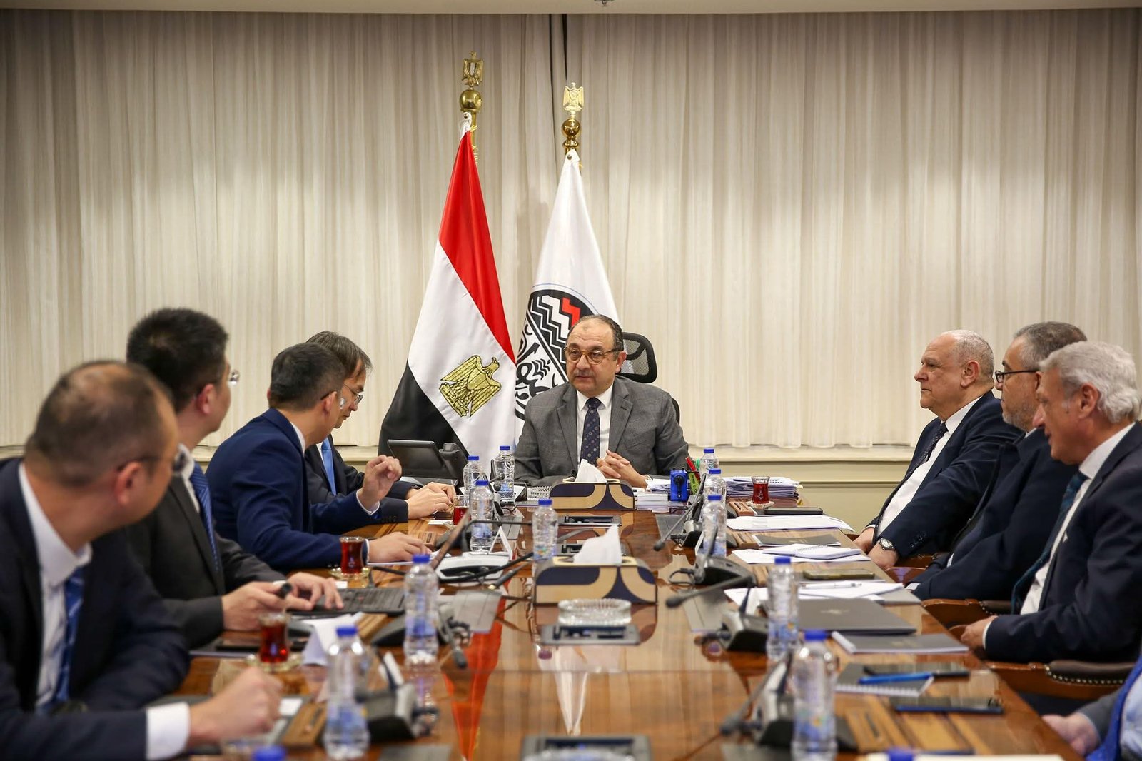 وزير قطاع الأعمال العام يستقبل وفدًا رفيع المستوى من مجموعة شاندونج الصينية لبحث فرص التعاون في صناعة المركبات الكهربائية 1 وزير قطاع الأعمال العام يستقبل وفدًا رفيع المستوى من مجموعة شاندونج الصينية لبحث فرص التعاون في صناعة المركبات الكهربائية