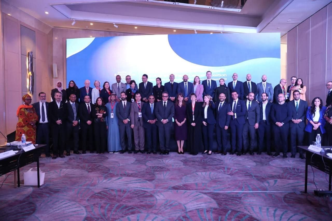 وزير الصحة يشارك في جلسة نقاشية حول الاستثمار المستدام في رعاية سرطان الثدي 2 وزير الصحة يشارك في جلسة نقاشية حول الاستثمار المستدام في رعاية سرطان الثدي