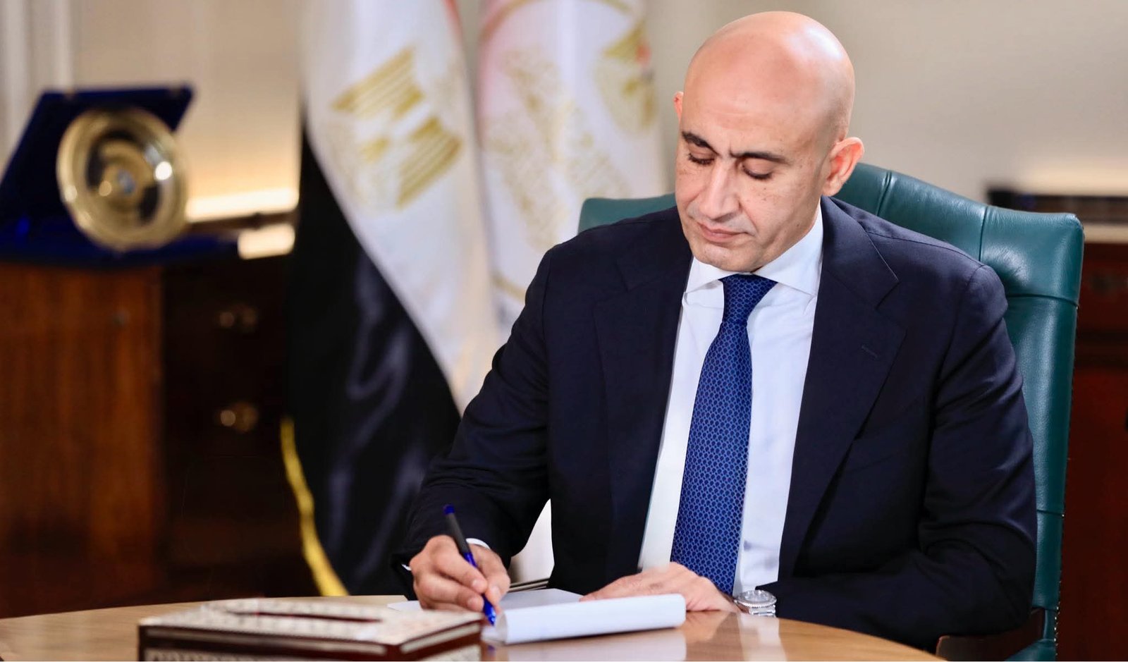 وزير التربية والتعليم يصدر قرارًا بحركة تغييرات وتنقلات لمديري ووكلاء المديريات التعليمية
