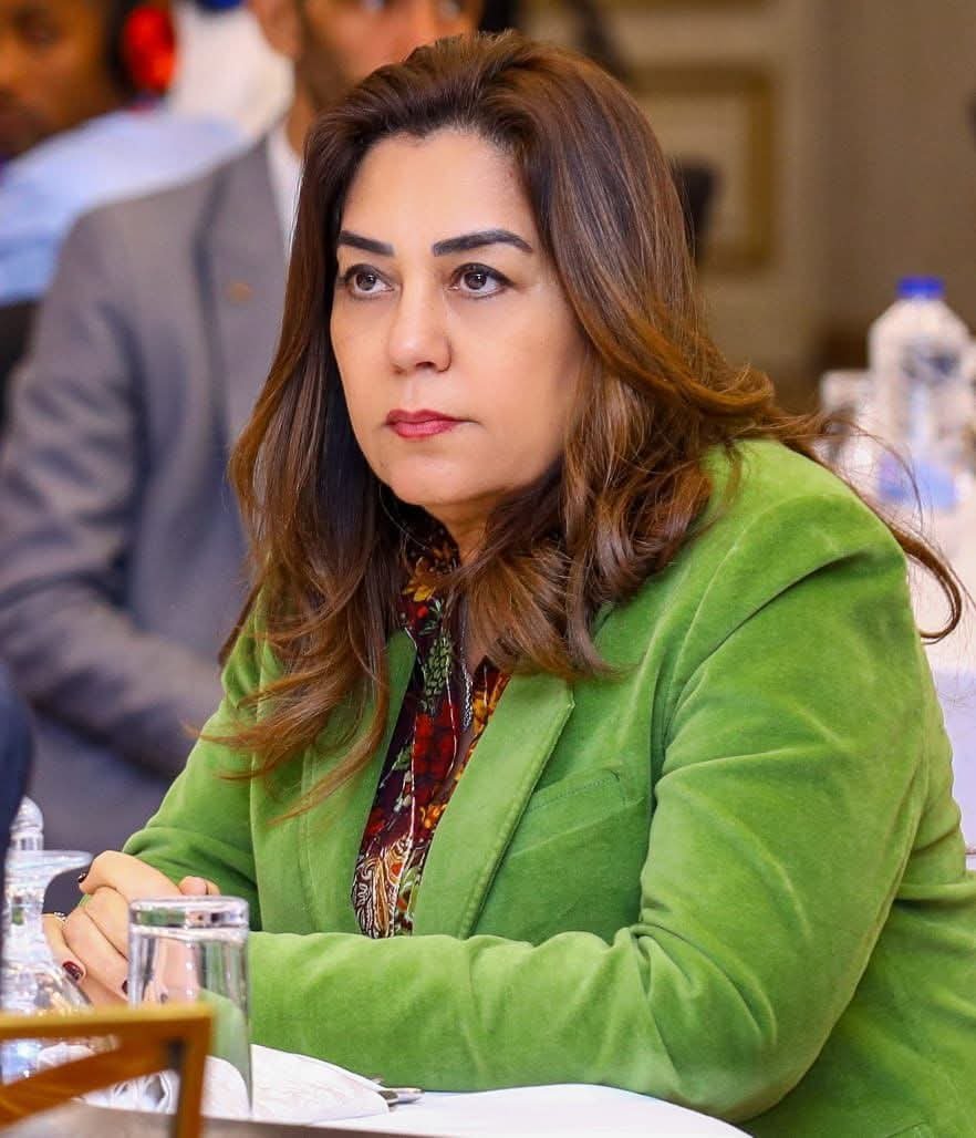 عوض تواصل تنفيذ برامج رصد ومتابعة لنوعية المياه الساحلية على امتداد السواحل لتقييم الحالة البيئية للمياه 1 عوض تواصل تنفيذ برامج رصد ومتابعة لنوعية المياه الساحلية على امتداد السواحل لتقييم الحالة البيئية للمياه