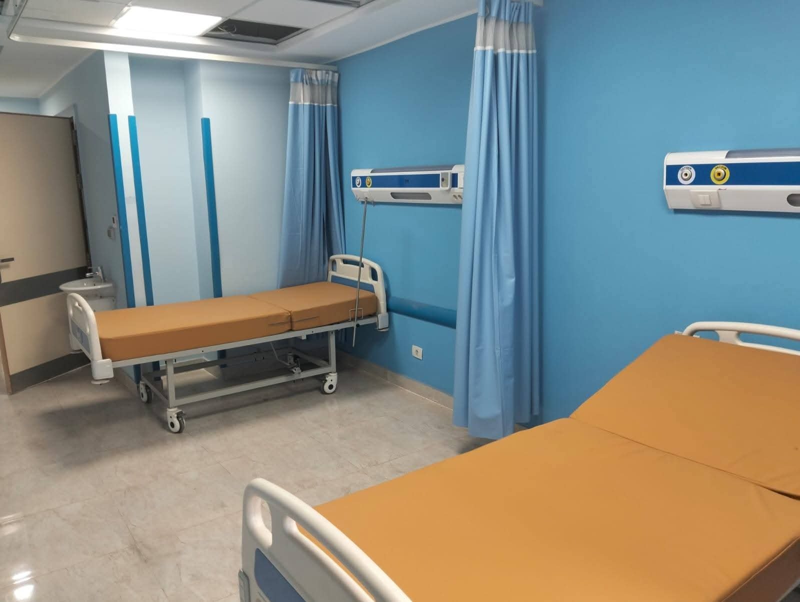 عبدالغفار يتلقى تقريرًا عن مرور ميداني على 23 مشروعًا صحيًا جاريًا في 7 محافظات