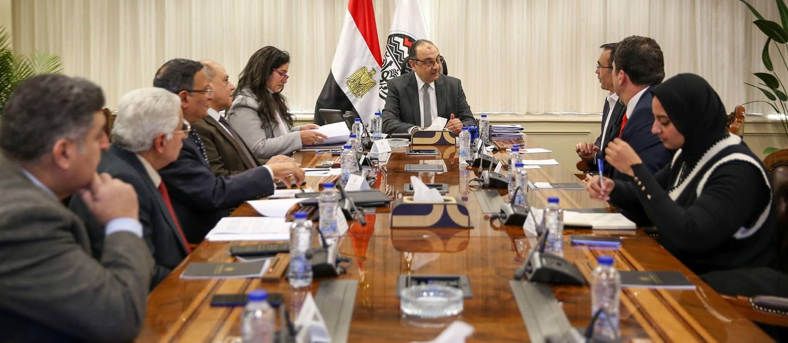 وزير قطاع الأعمال العام يبحث مع مستثمرين أتراك في صناعة الملابس فرص التعاون 4 وزير قطاع الأعمال العام يبحث مع مستثمرين أتراك في صناعة الملابس فرص التعاون