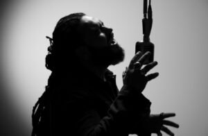 زجزاج غانم.. يطلق "دقيت على الأبواب".. من ألبوم "لوحدي" 1 زجزاج غانم.. يطلق "دقيت على الأبواب".. من ألبوم "لوحدي"