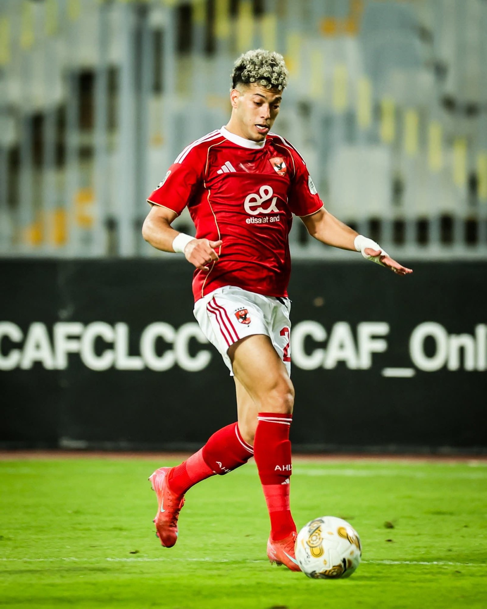 الأهلي نجح في المهمة وتربع على القمة