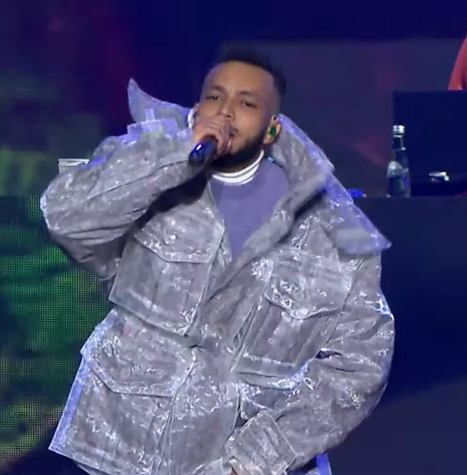 ويجز يحذف جميع منشوراته من إنستجرام ويثير جدلًا واسعًا 3 ويجز يحذف جميع منشوراته من إنستجرام ويثير جدلًا واسعًا