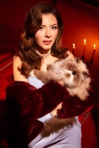 بهاء الكافي تكشف وجهاً فنياً جديداً في "عيني عليه"  