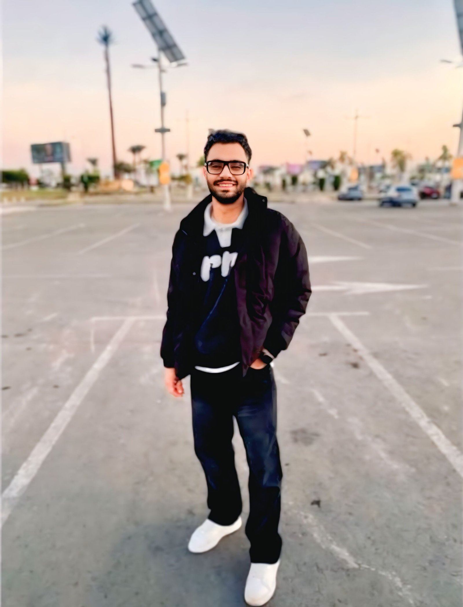 عالم النجوم تهنئ الأستاذ عبد الرحمن سامح بـ عيد ميلاده