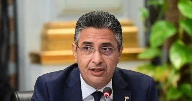 وزير التموين يعلن بدء صرف منحة الدعم الإضافي على بطاقات التموين غدًا