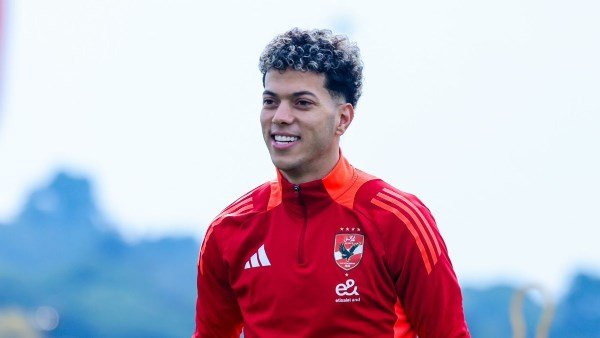 إمام عاشور يسافر إلى المملكة العربية السعودية لأداء مناسك العمرة بعد موافقة الأهلي