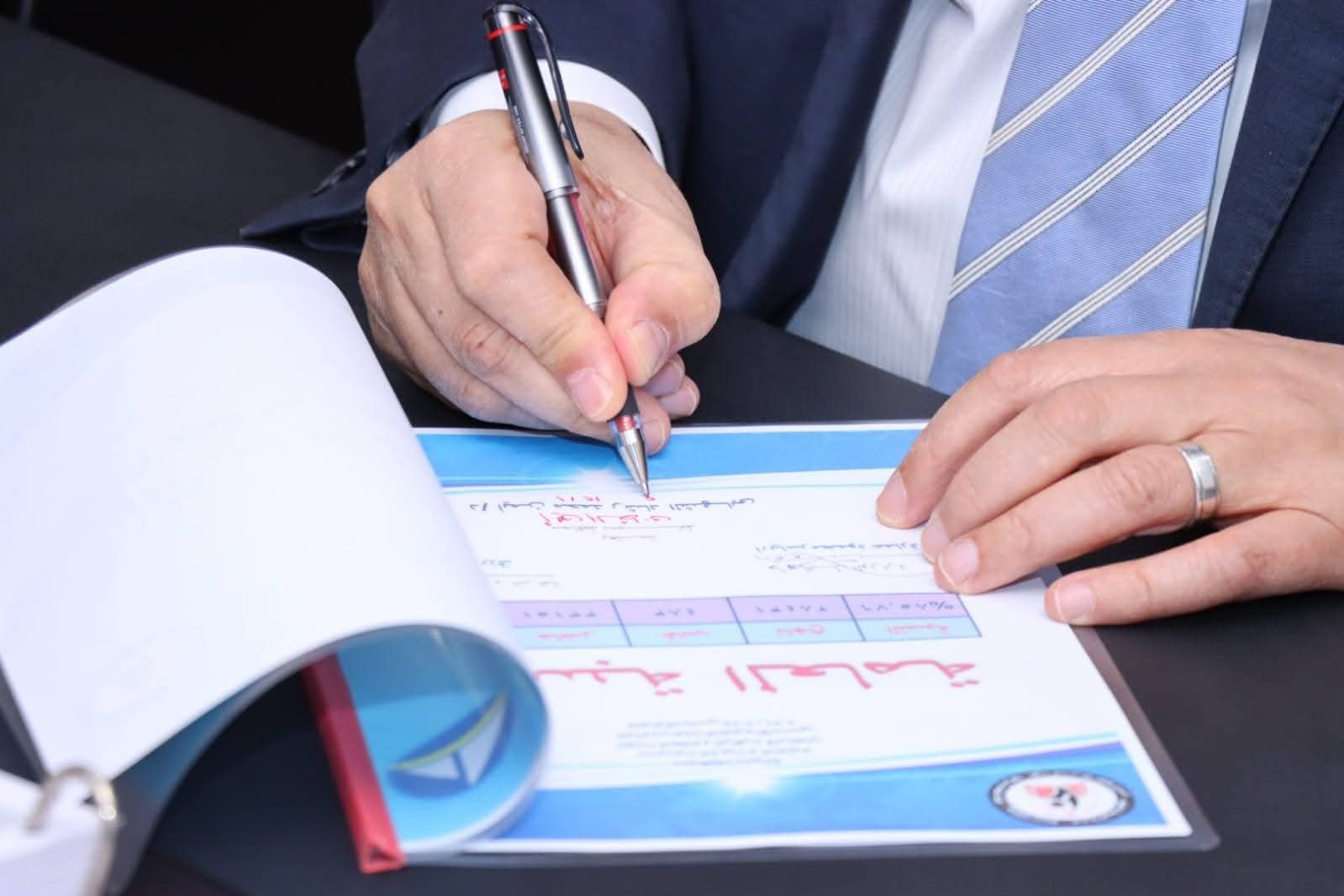 محافظ دمياط يعتمد نتيجة الفصل الدراسي الأول للشهادة الإعدادية