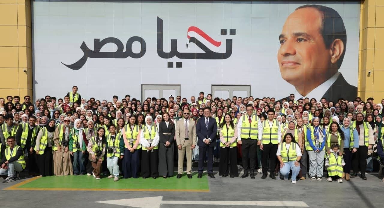 وزير الشباب والرياضة يهنئ وزير الثقافة بنجاح النسخة الـ57 لمعرض القاهرة الدولي للكتاب 