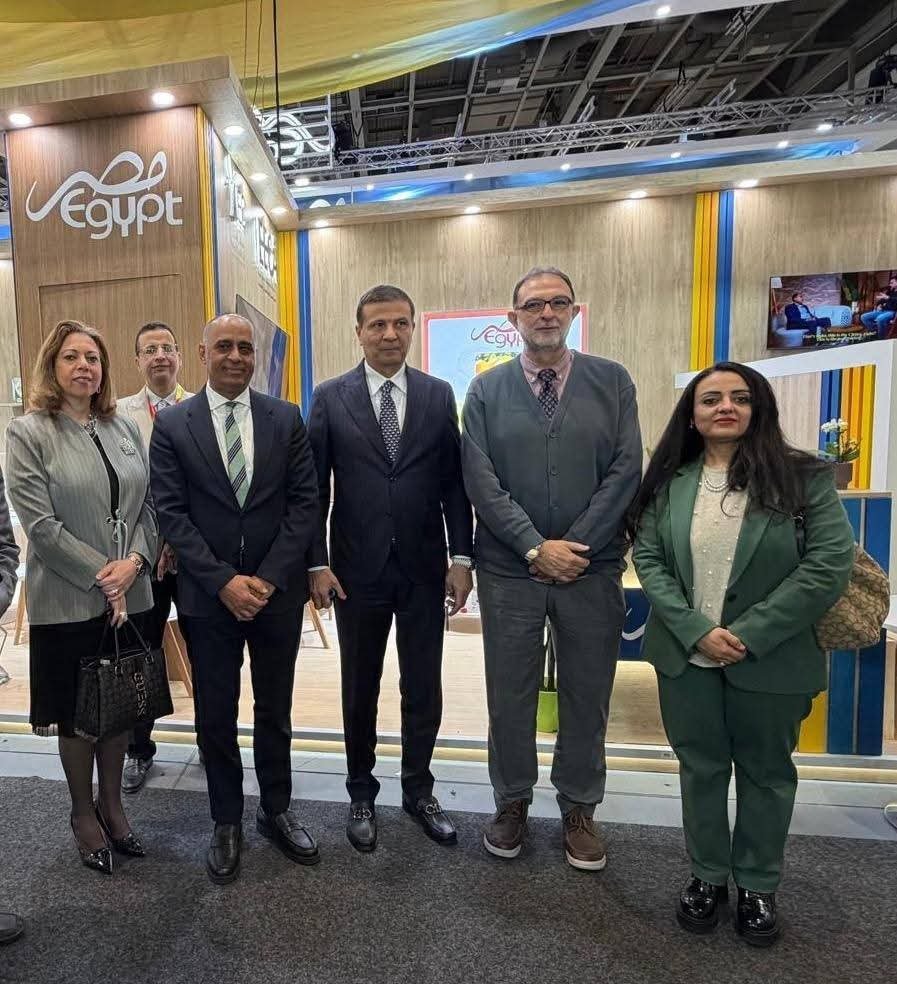 الهوبي يشارك برفقة وزير الزراعة في افتتاح الجناح المصري بمعرض فروت لوجيستيكا الدولي