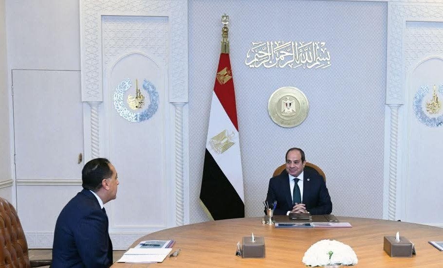 الرئيس السيسي يستقبل مصطفى مدبولي لإجراء تعديل على تشكيل الحكومة