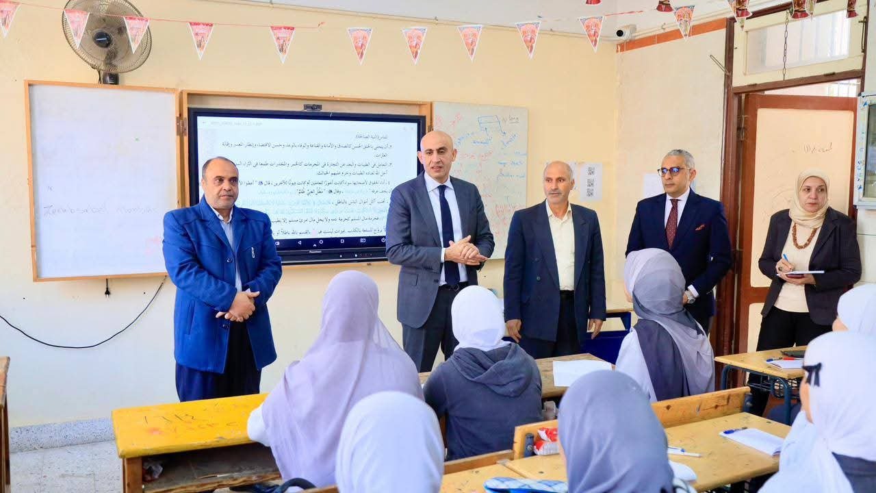 وزير التربية والتعليم يجري جولة مفاجئة بمدارس البحيرة للوقوف على انتظام العملية التعليمية 