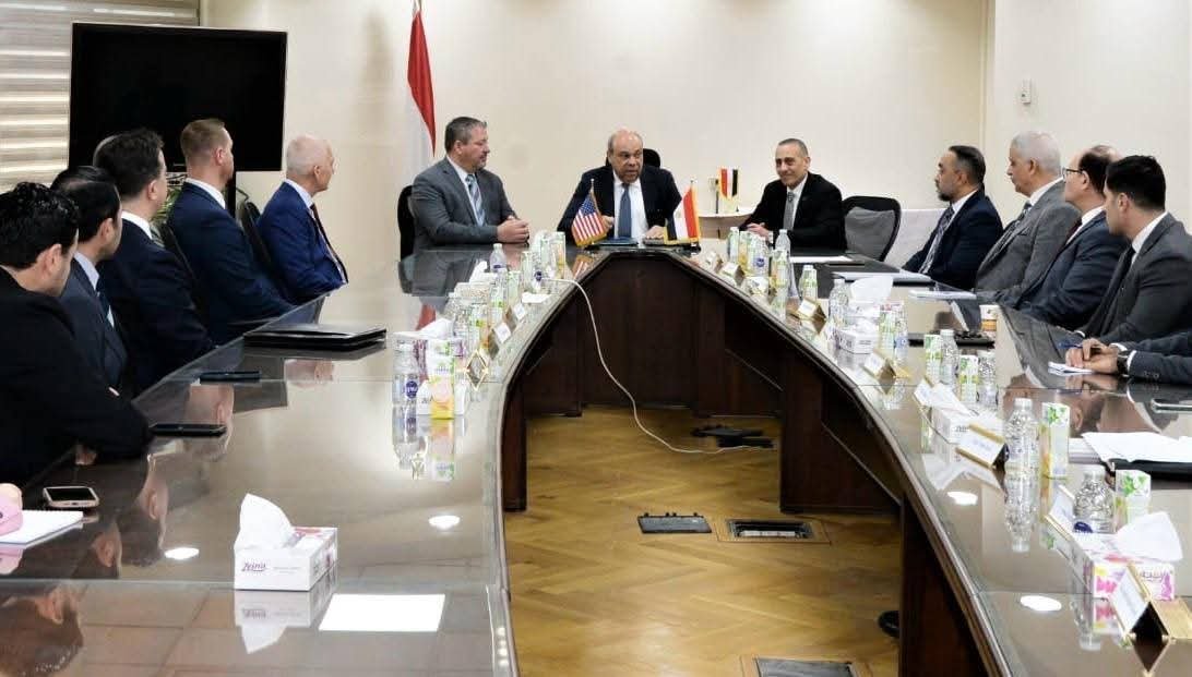 وزير الطيران المدني يلتقي وفد إدارة الطيران الفيدرالي الأمريكية (FAA) 2 وزير الطيران المدني يلتقي وفد إدارة الطيران الفيدرالي الأمريكية (FAA)