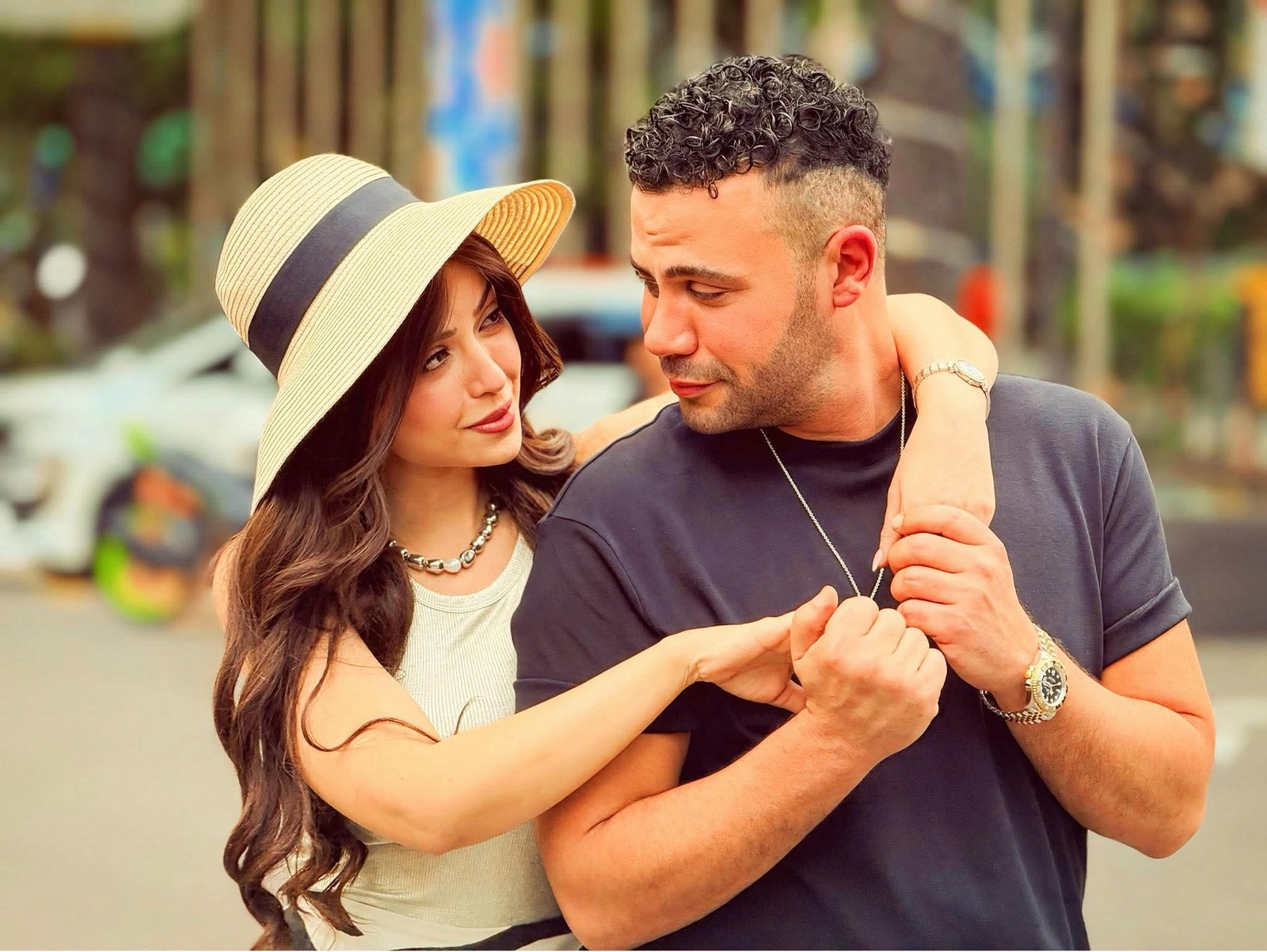 محمد إمام يشعل الحماس لقصة حب جديدة مع ميرنا جميل في مسلسل «الكينج»