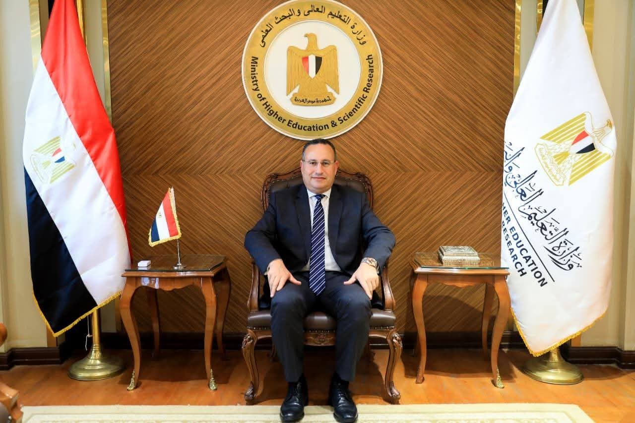 قنصوه: السيد الرئيس يولي اهتمامًا كبيرًا بمنظومة التعليم العالي والبحث العلمي 