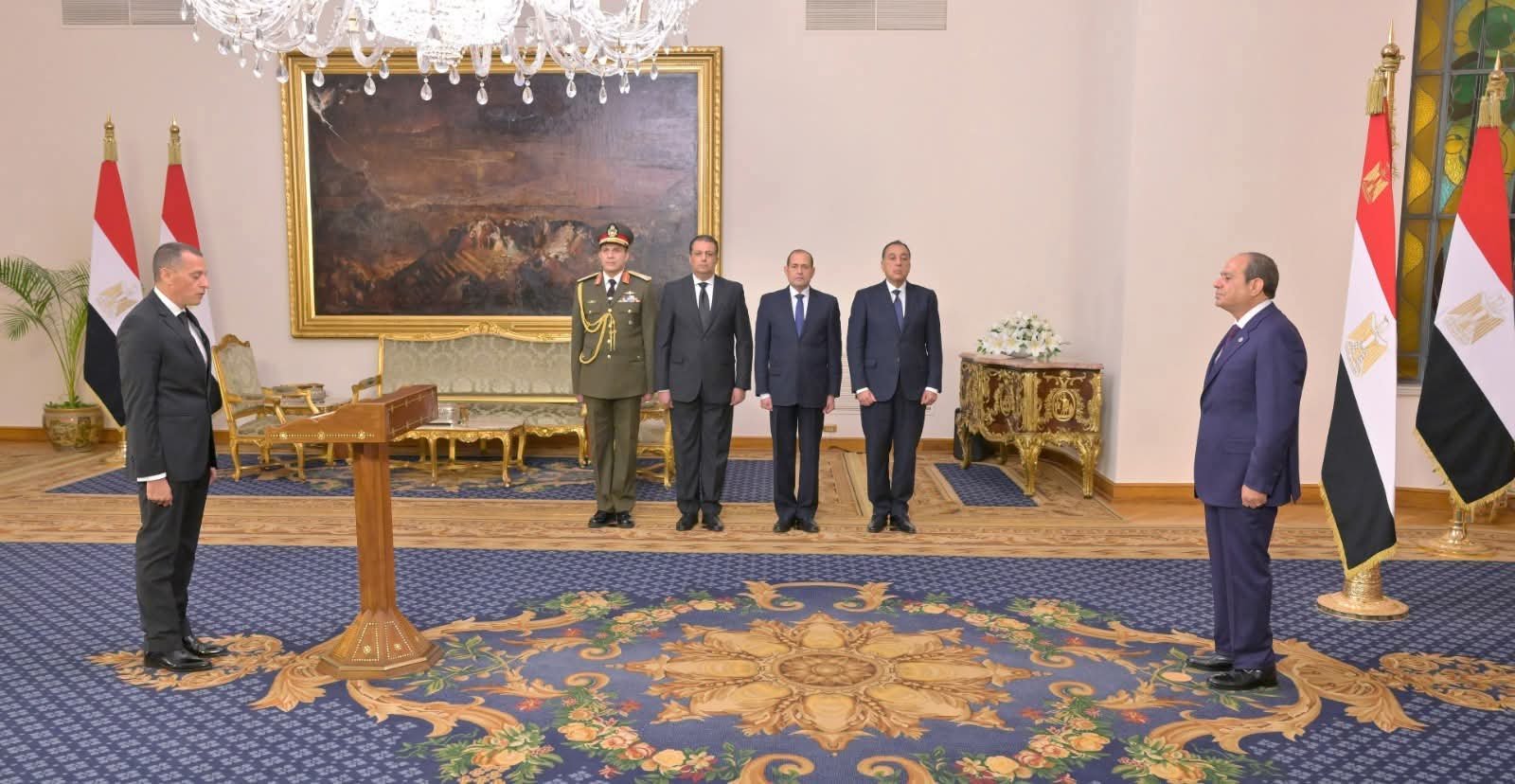 المهندس عمرو لاشين يؤدى اليمين الدستورية محافظاً لأسوان وأسامة رزق نائباً للمحافظ