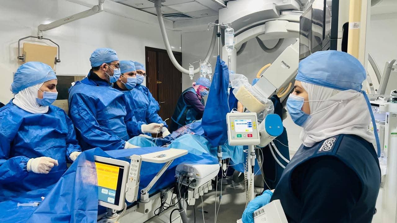 نجاح أول عمليتين لزرع الصمام الرئوي عن طريق القسطرة القلبية التداخلية بمستشفى النصر التخصصي 