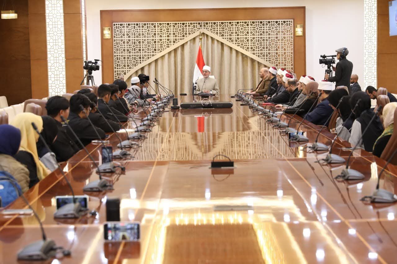 مفتي الجمهورية يستقبل وفدًا من جامعة العلوم الإسلامية بماليزيا لبحث تعزيز التعاون في مجال تدريب المفتين 