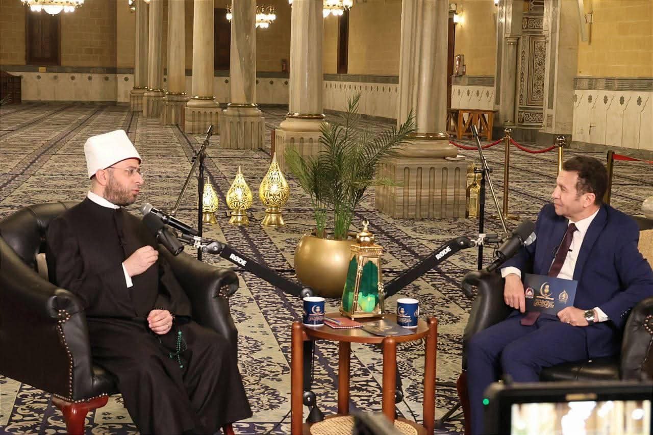 وزير الأوقاف يفتتح «ملتقى الفكر الإسلامي» في ثوبه الجديد بمسجد سيدنا الحسين 3 وزير الأوقاف يفتتح «ملتقى الفكر الإسلامي» في ثوبه الجديد بمسجد سيدنا الحسين