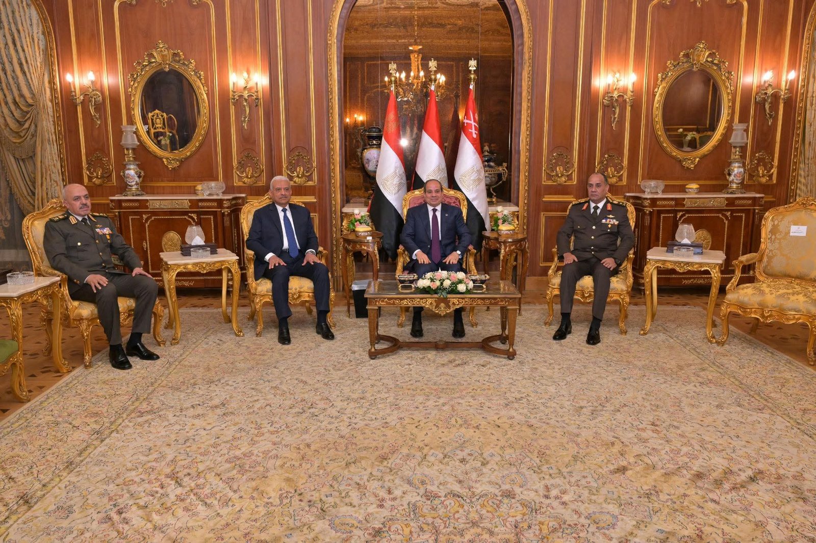 الرئيس السيسي يشهد حفل تكريم الفريق أول عبد المجيد صقر وزير الدفاع السابق