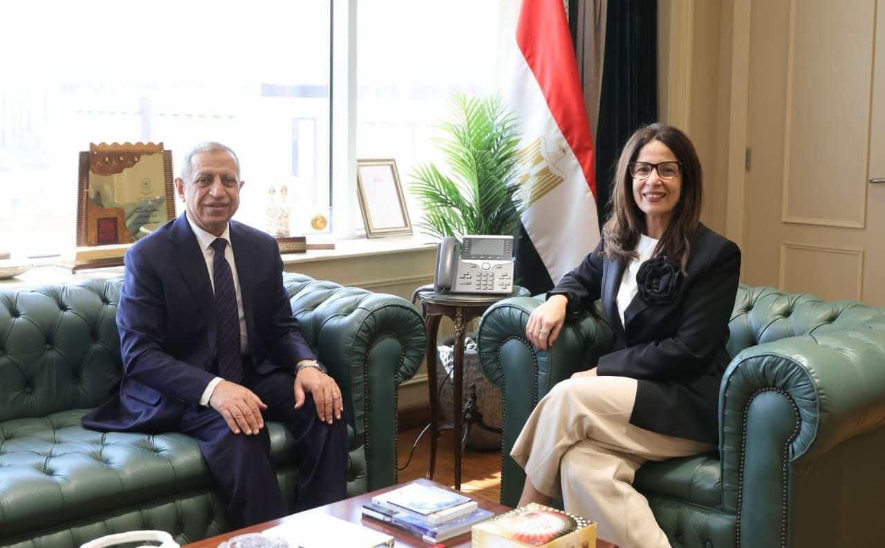 وزيرة الثقافة تلتقي رئيس الأكاديمية العربية للعلوم والتكنولوجيا والنقل البحري لبحث تعزيز التعاون في مجالات التعليم والتدريب 