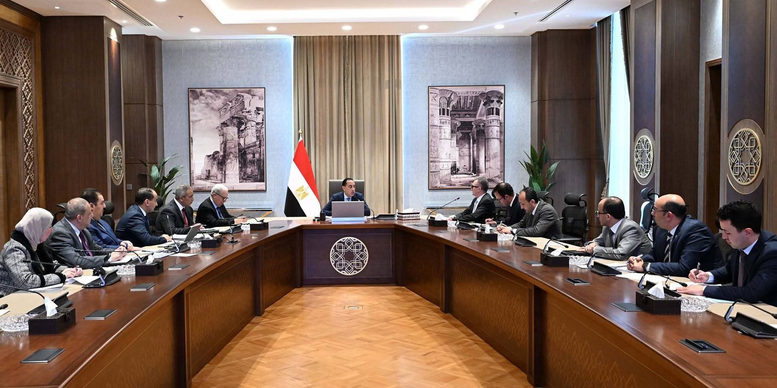 رئيس الوزراء يستعرض رؤية وزارة التخطيط والتنمية الاقتصادية وخطة عملها خلال الأعوام الثلاثة المقبلة