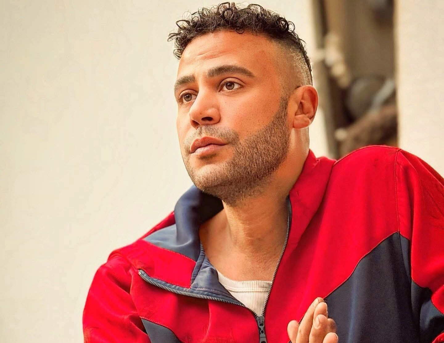 محمد إمام يشعل تفاعل الجمهور بسؤال عن «حمزة الدباح» في «الكينج»