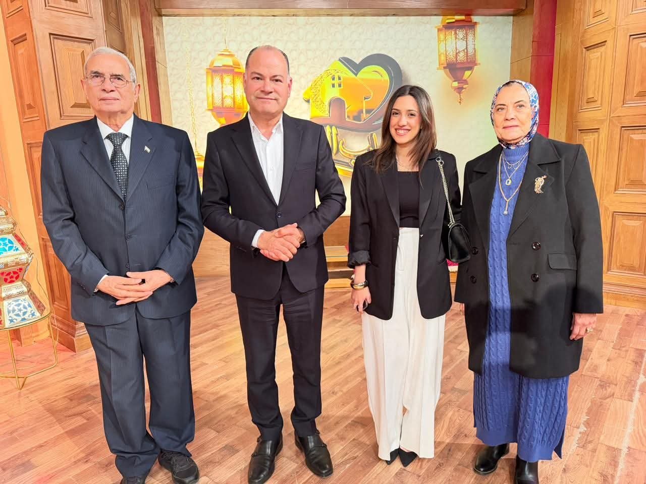 في رمضان.. “حبايب الدار” على يكشف الجانب الإنساني لضيوف نشأت الديهي 3 في رمضان.. “حبايب الدار” على يكشف الجانب الإنساني لضيوف نشأت الديهي