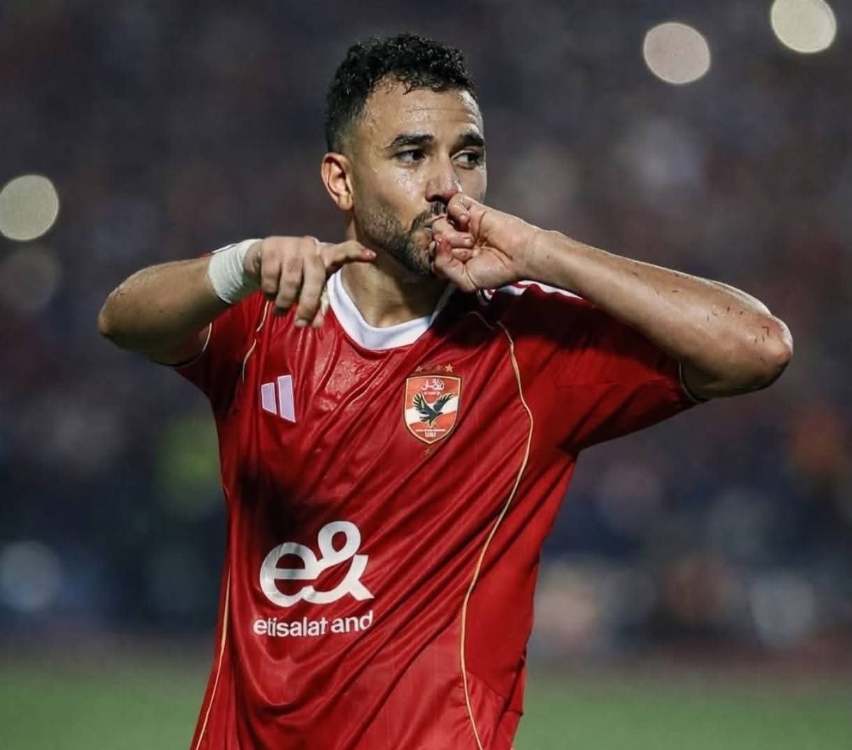 الأهلي يفشل في فك طلاسم خزائن البنك الأهلي