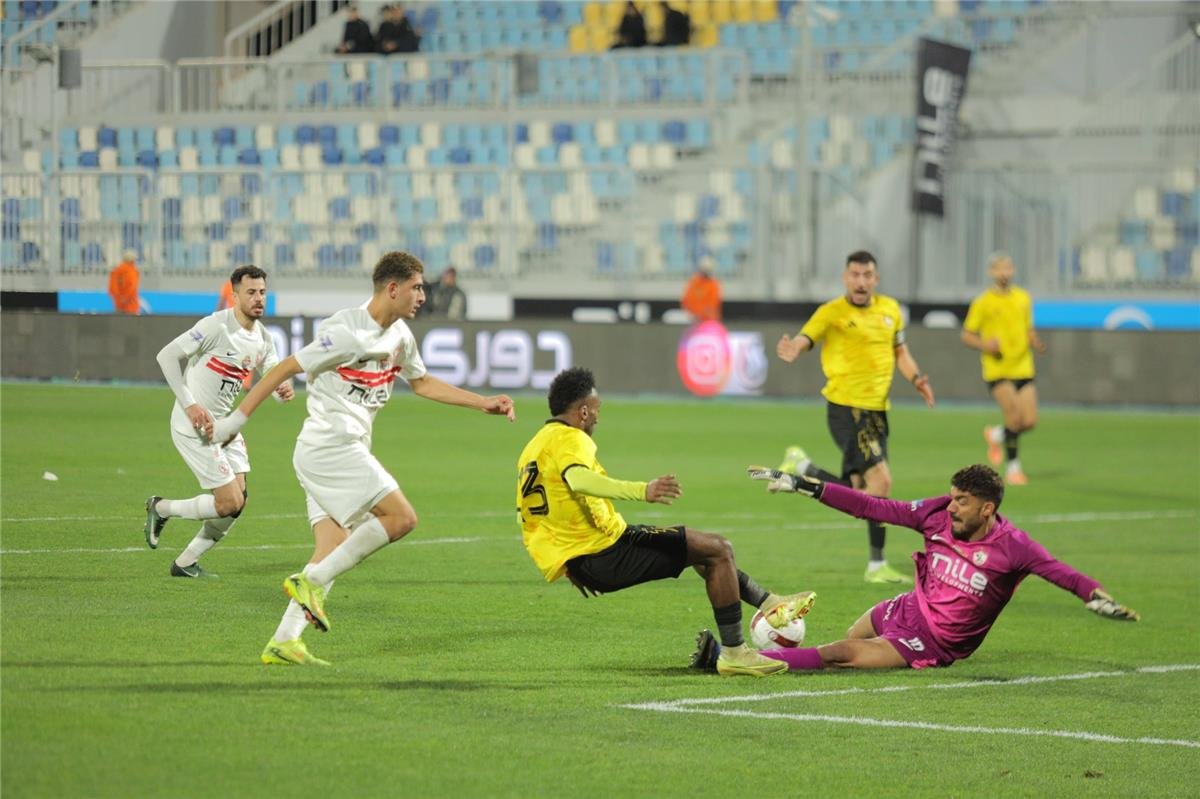 الزمالك يكتسح كهرباء الإسماعيلية بخماسية ويعتلي الوصافة في دوري نايل