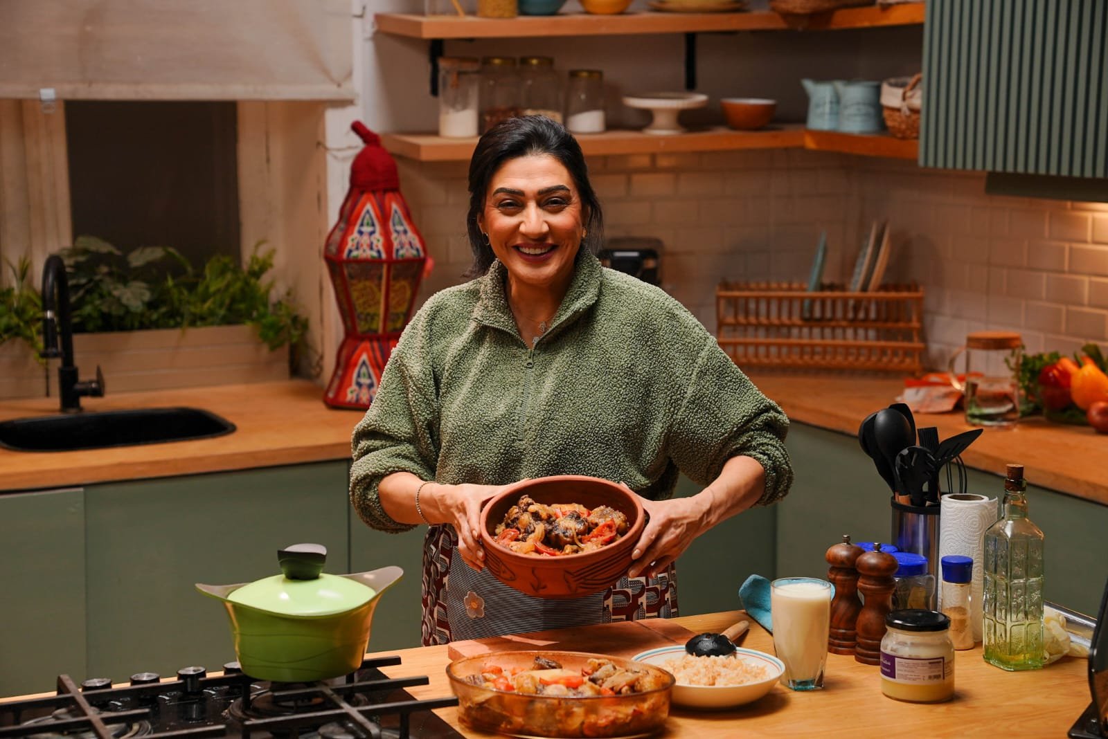 وفاء صادق تفاجئ جمهورها في رمضان 2026 ببرنامج طبخ لأول مرة عبر “Miniz Kitchen”