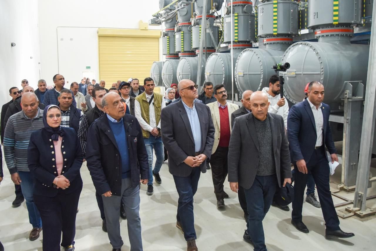 وزير الكهرباء ومحافظ الإسكندرية يعلنان دخول المحطة العملاقة الخدمة لدعم الشبكة القومية 3 وزير الكهرباء ومحافظ الإسكندرية يعلنان دخول المحطة العملاقة الخدمة لدعم الشبكة القومية