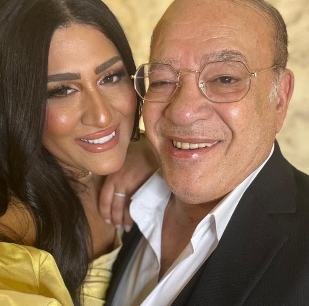 صلاح عبد الله يحتفل بعيد ميلاد ابنته بكلمات مؤثرة