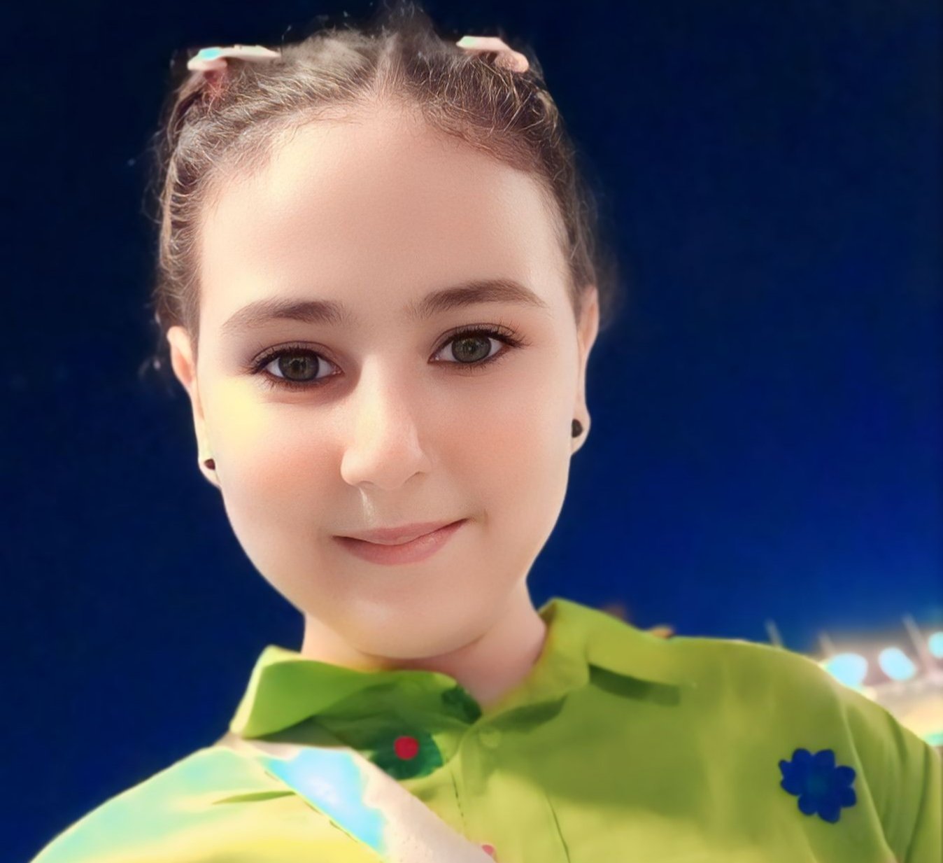 جريدة عالم النجوم تهنئ سجدة طارق هندي بعيد ميلادها