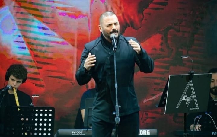 رامي عياش.. يشعل الأجواء بحفل أسطوري في لبنان 5 رامي عياش.. يشعل الأجواء بحفل أسطوري في لبنان