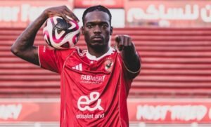 الأنجولي "يلسين كامويش" ضمن قائمة الأهلي استعدادا لمواجهة شبيبة القبائل