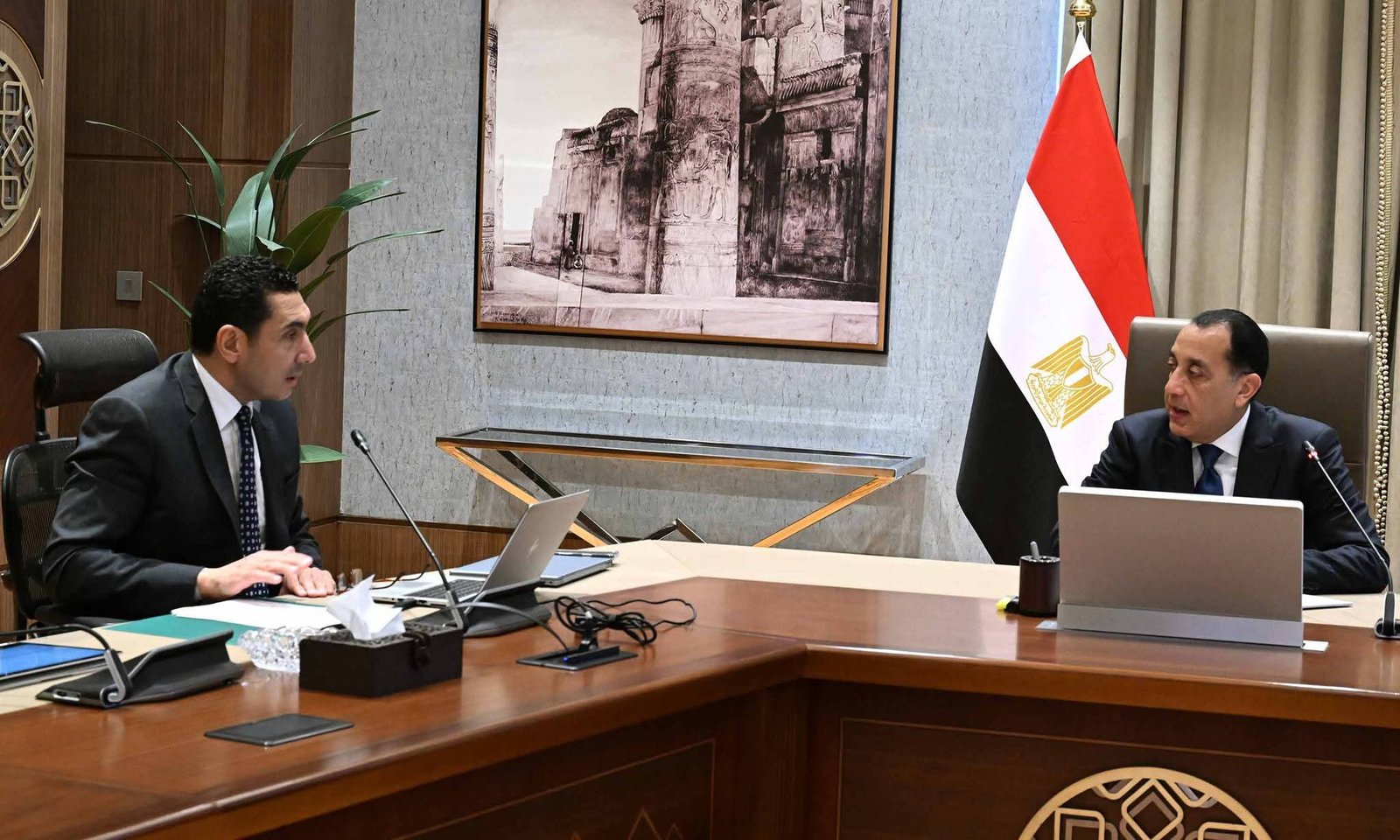 رئيس الوزراء يلتقي وزير الشباب والرياضة لاستعراض محاور العمل المستقبلية للوزارة