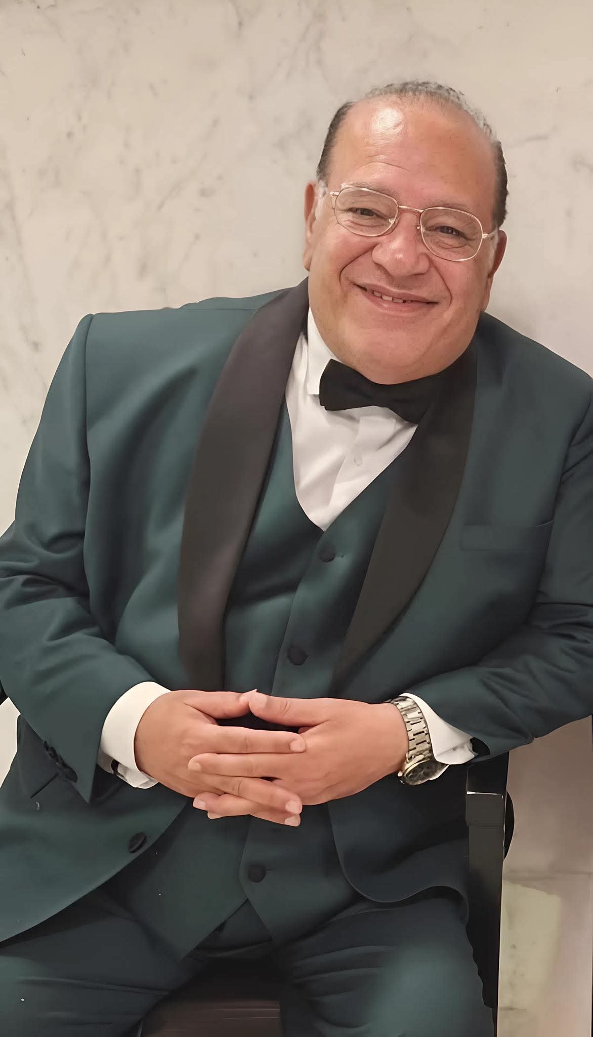 «مش عارف أعمل إيه».. صلاح عبدالله يبوح بحالة شرود عبر فيسبوك 2 «مش عارف أعمل إيه».. صلاح عبدالله يبوح بحالة شرود عبر فيسبوك